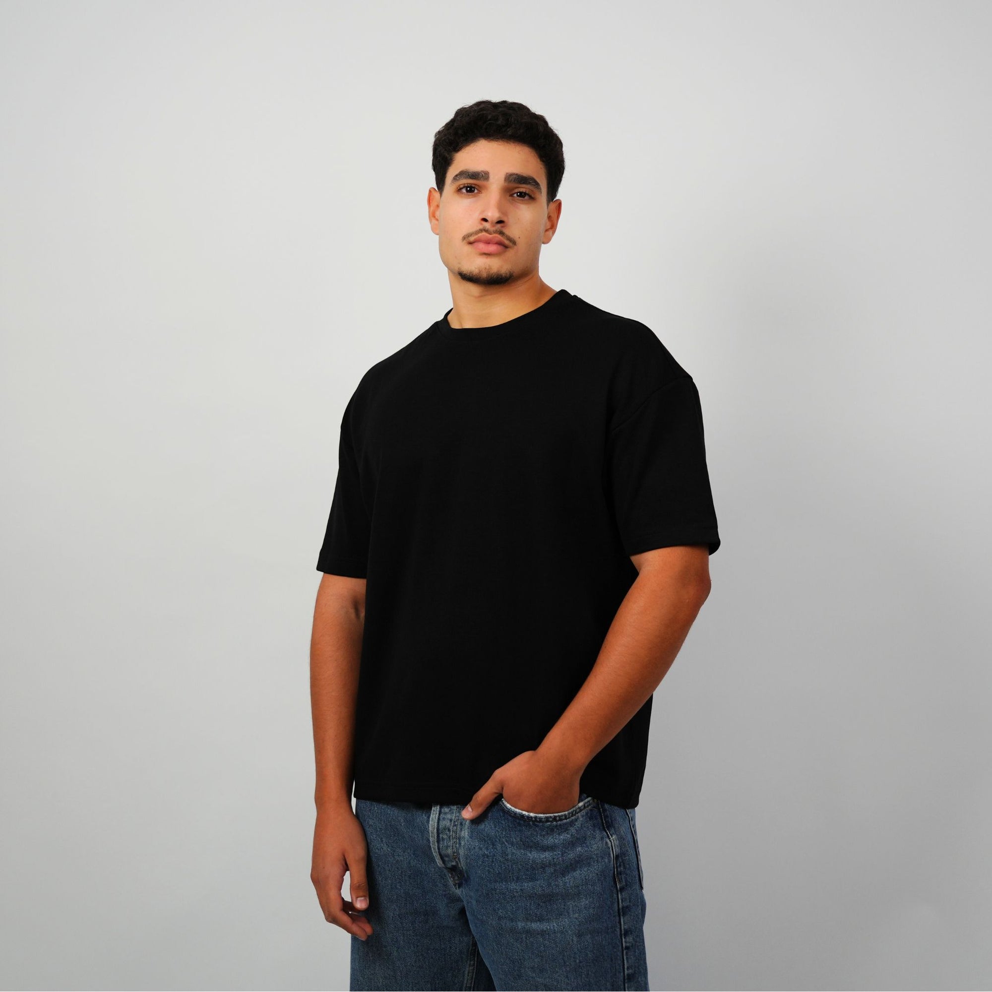 Unbasic T-shirt - CozyOnCozy